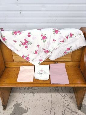 Vintage Sheet Set with Mix Pillow Cases